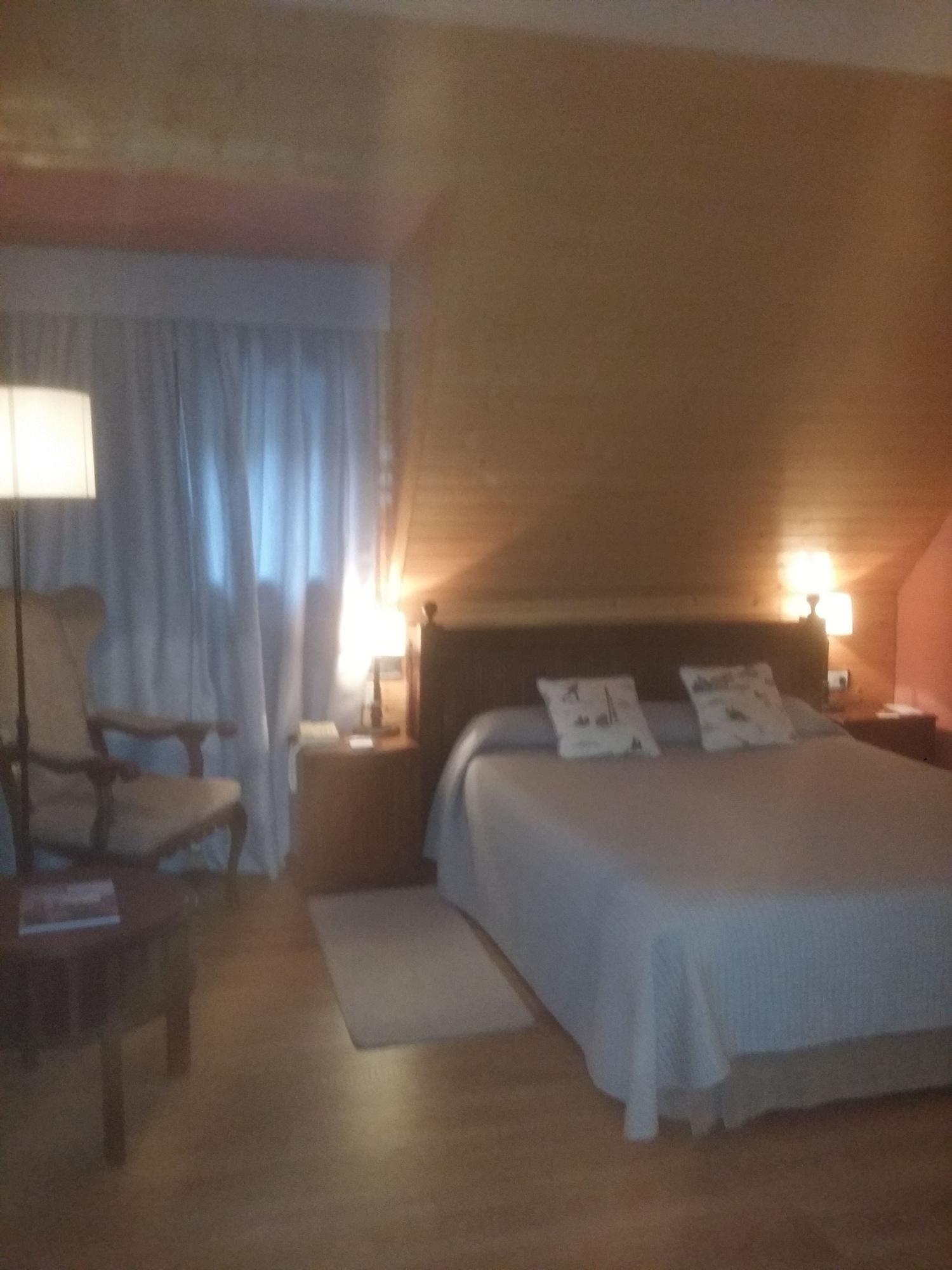 Parador De Артиес Экстерьер фото