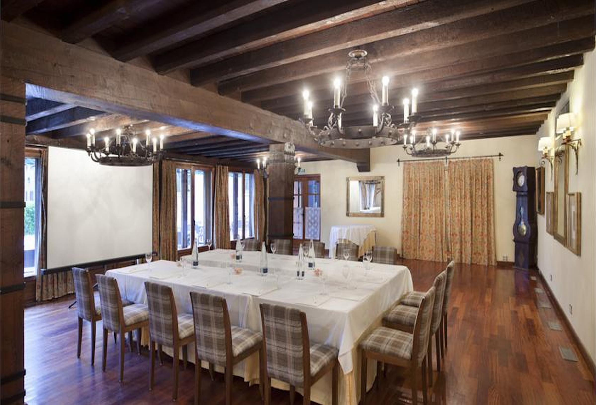 Parador De Артиес Экстерьер фото