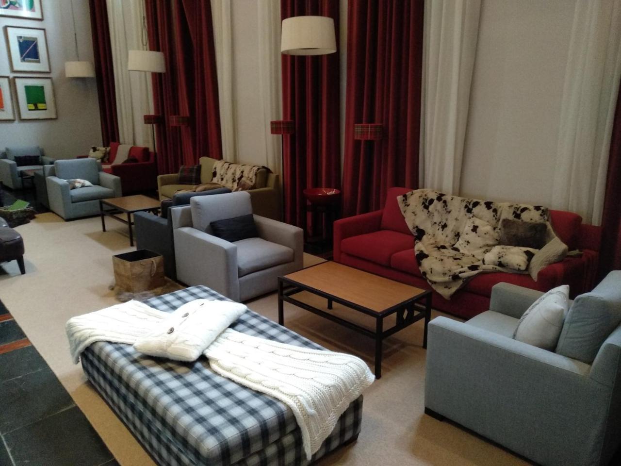 Parador De Артиес Экстерьер фото