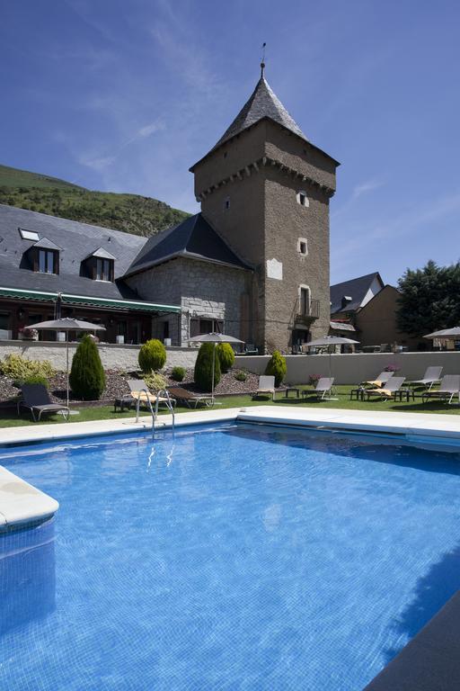 Parador De Артиес Экстерьер фото